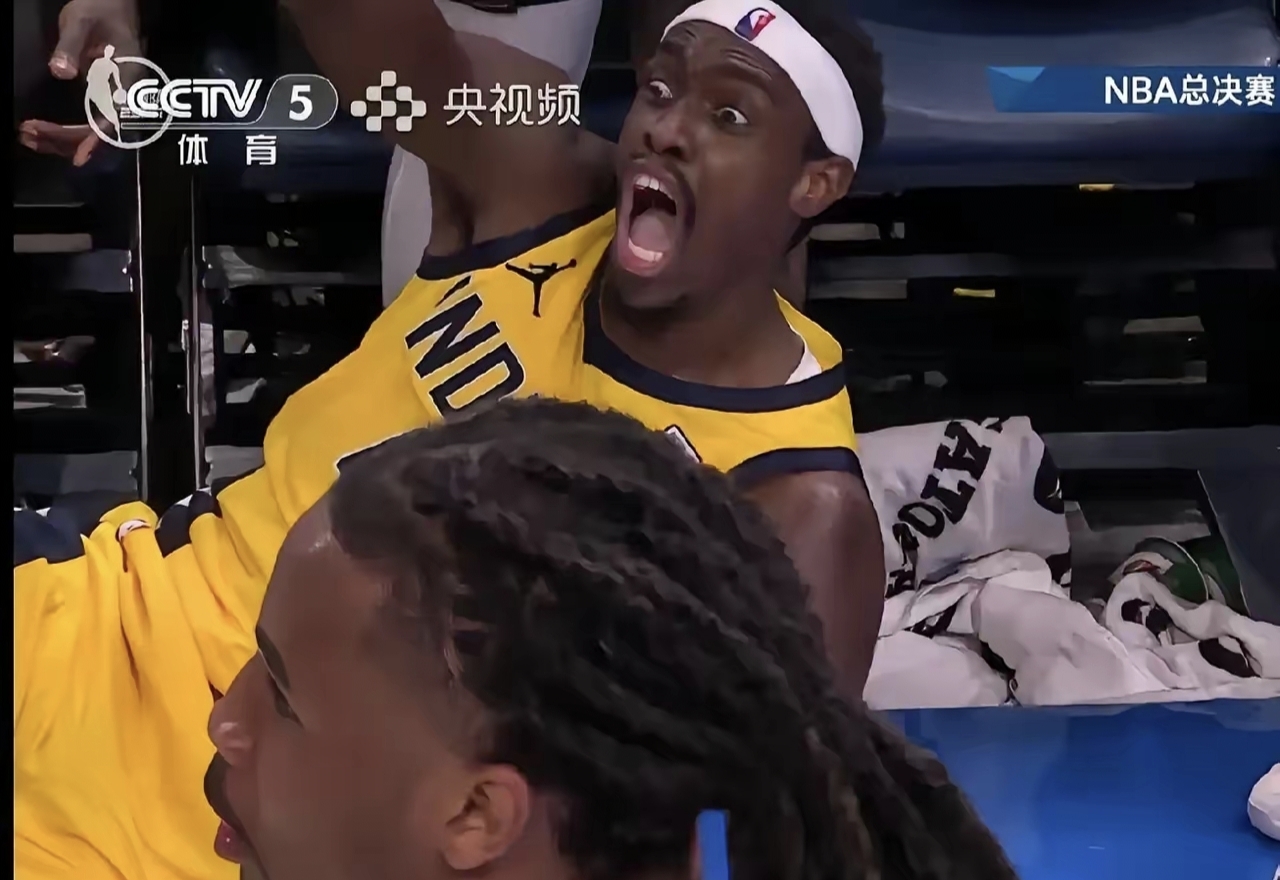 猛龙惊险击败凯尔特人，西亚卡姆关键时刻发威的简单介绍