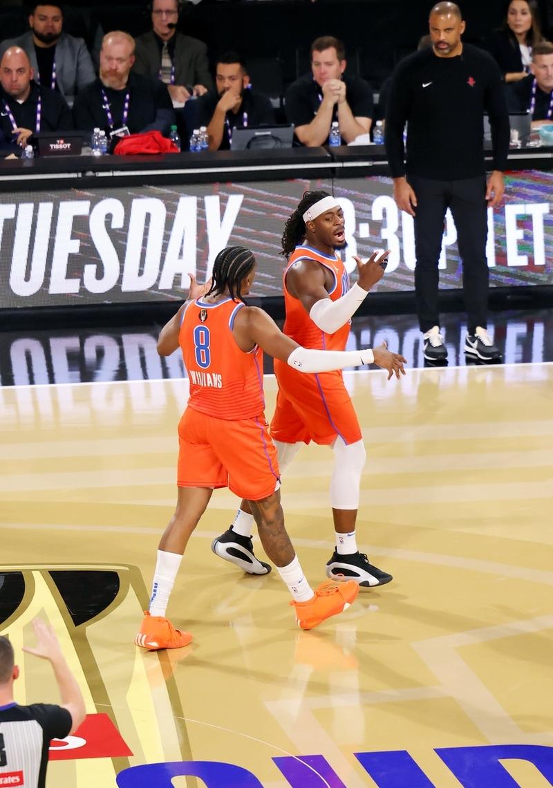 威廉姆斯横扫阿斯顿马丁,皮亚斯特里状态火热 威廉姆斯横扫阿斯顿马丁,皮亚斯特里状态火热