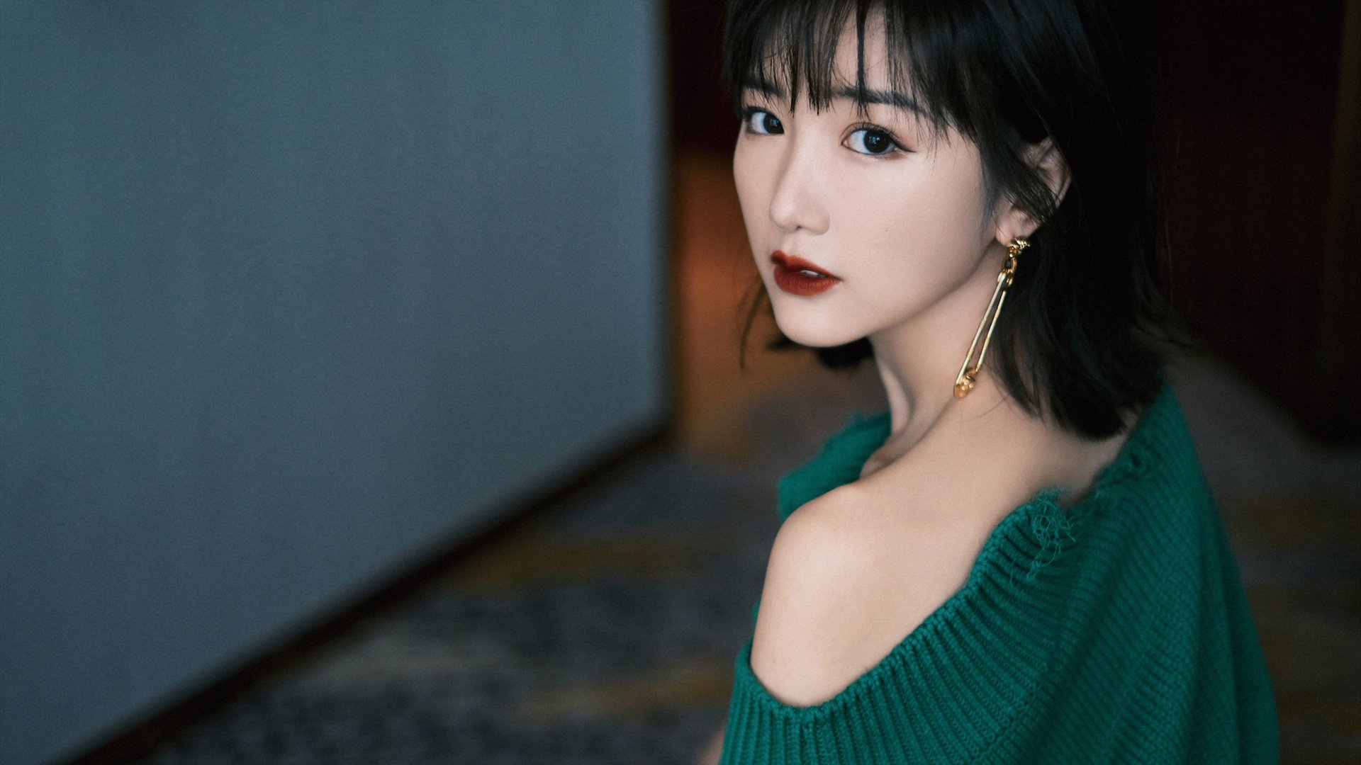 世俱杯-本泽马爆发与埃及火力压制，绿茵场上的两种胜利哲学