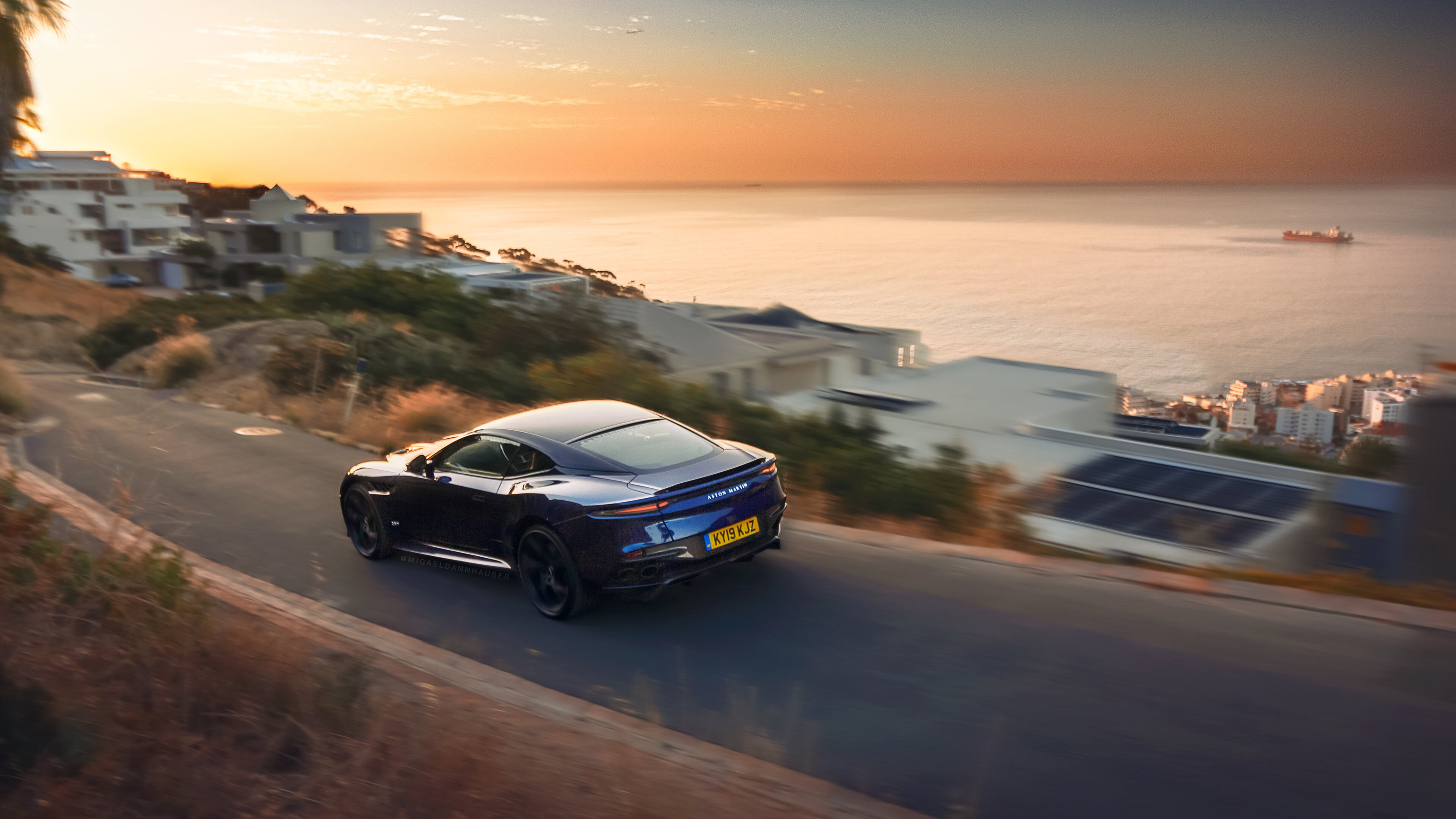 世俱杯分组-鹈鹕争冠战险胜灰熊，霍勒迪关键先生闪耀全场