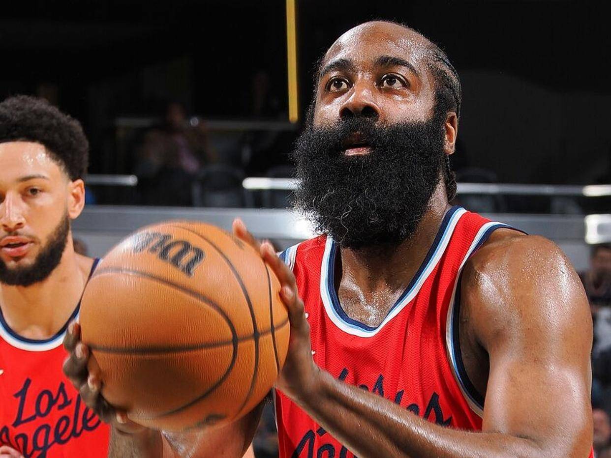 世俱杯参赛资格-开拓者强势拿下太阳，哈登成为关键先生