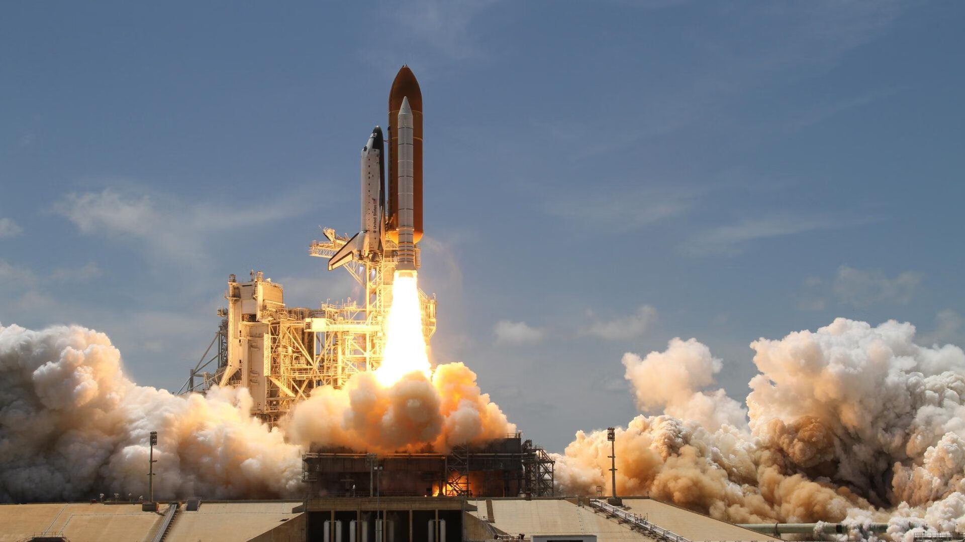 世俱杯赛程-璀璨之夜，福克斯无争议当选全场最佳，照亮美加墨世界杯征程