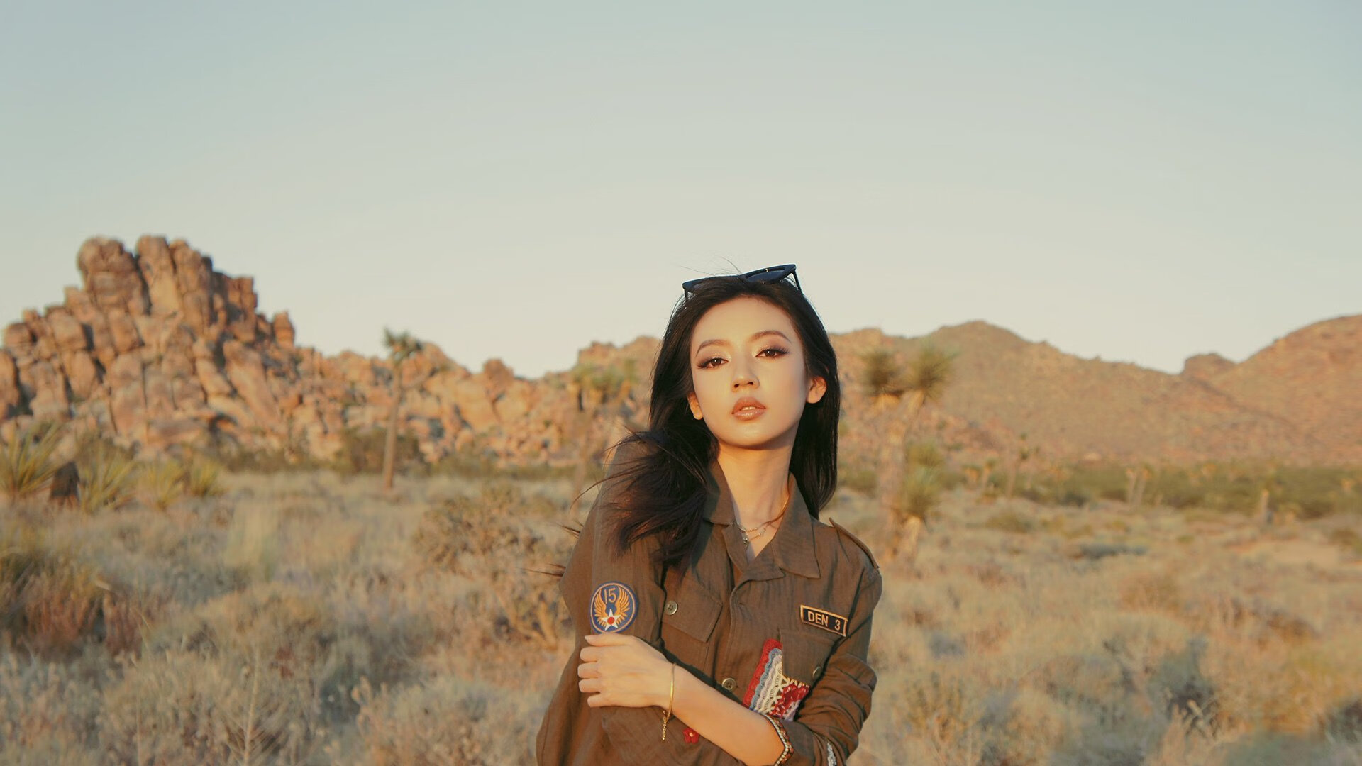 双雄交响，老鹰铁血防守锁死爵士，约基奇全能表现掌控比赛走势