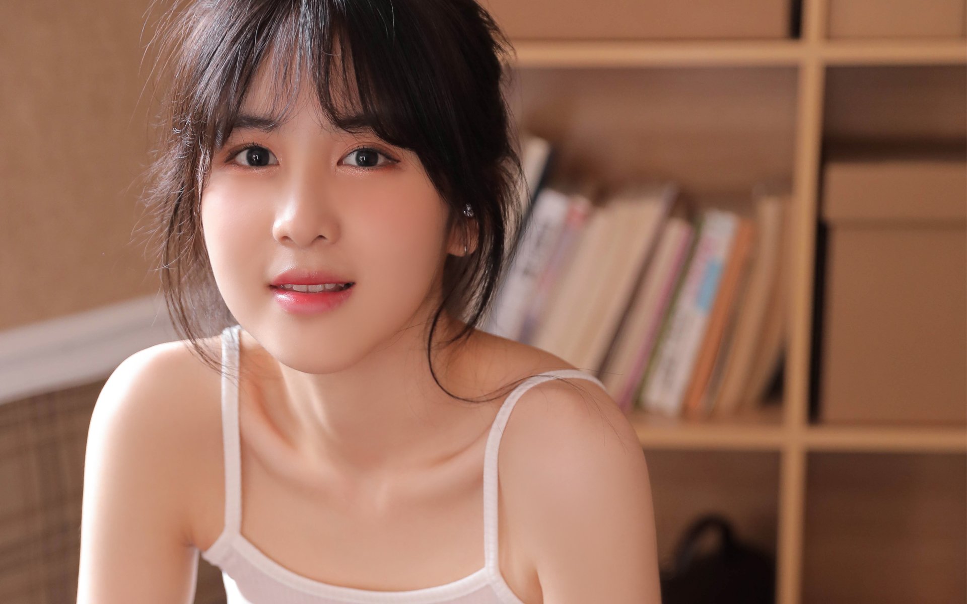 混凝土防守与魔术脚法，现代足球的双面镜